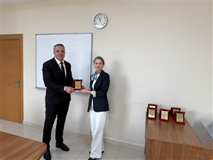 Kimya Bölümü Öğretim Üyelerinin Akademik Başarıları Ödüllendirildi